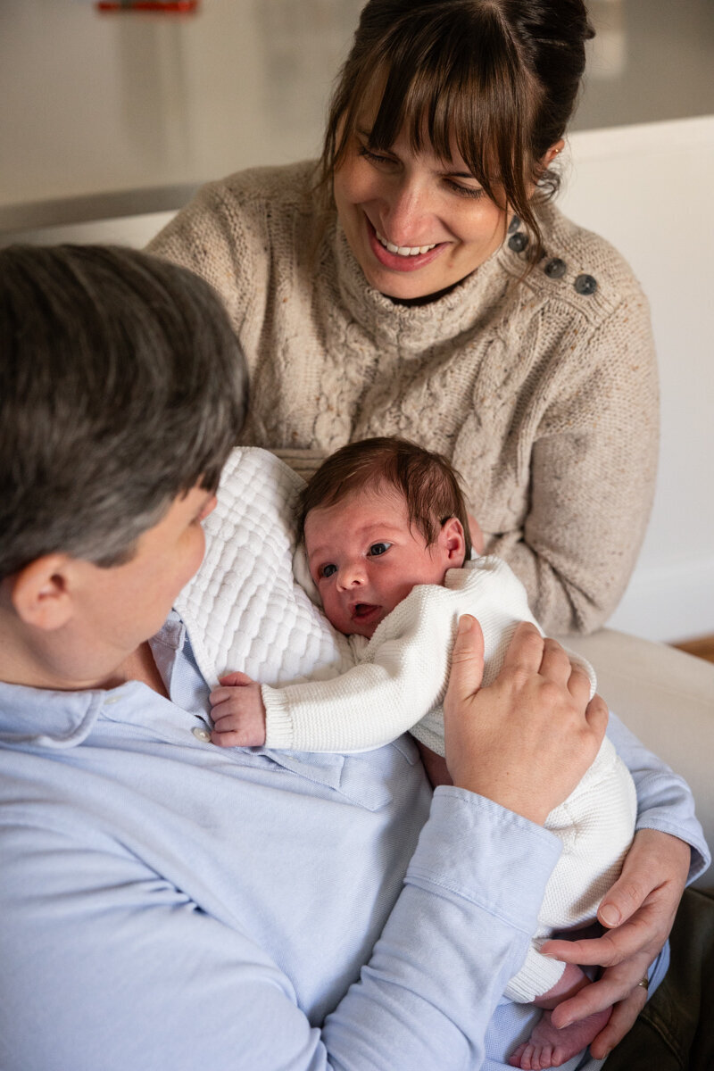 LightCreative_202502_JessicaVanessa_InHomeNewbornPhotos_RaleighNewbornPhotography_006_blog