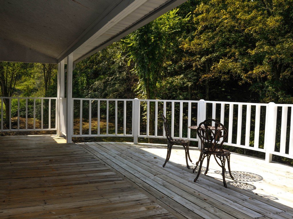 balcony