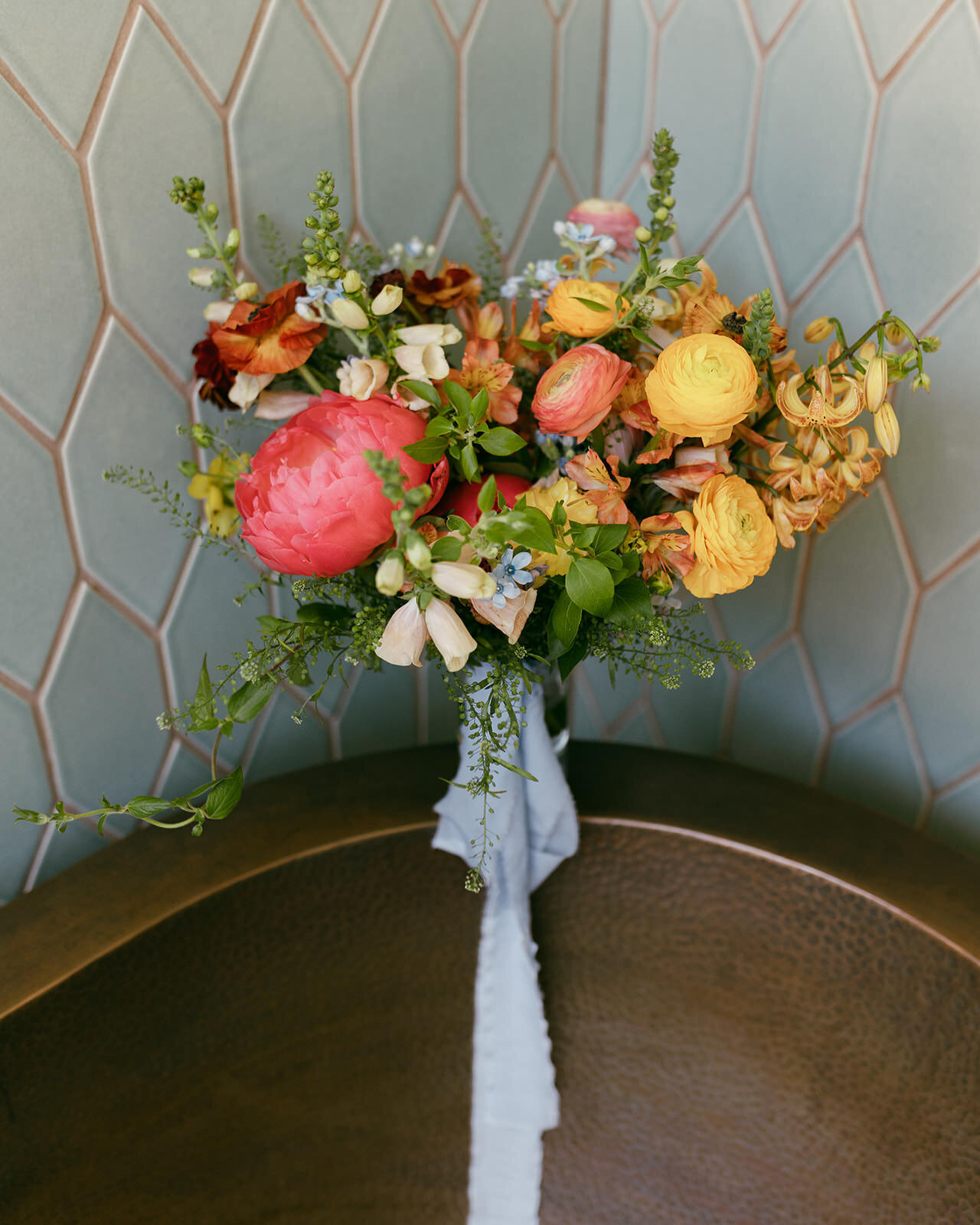 Colorful Bernardus Spring Wedding11