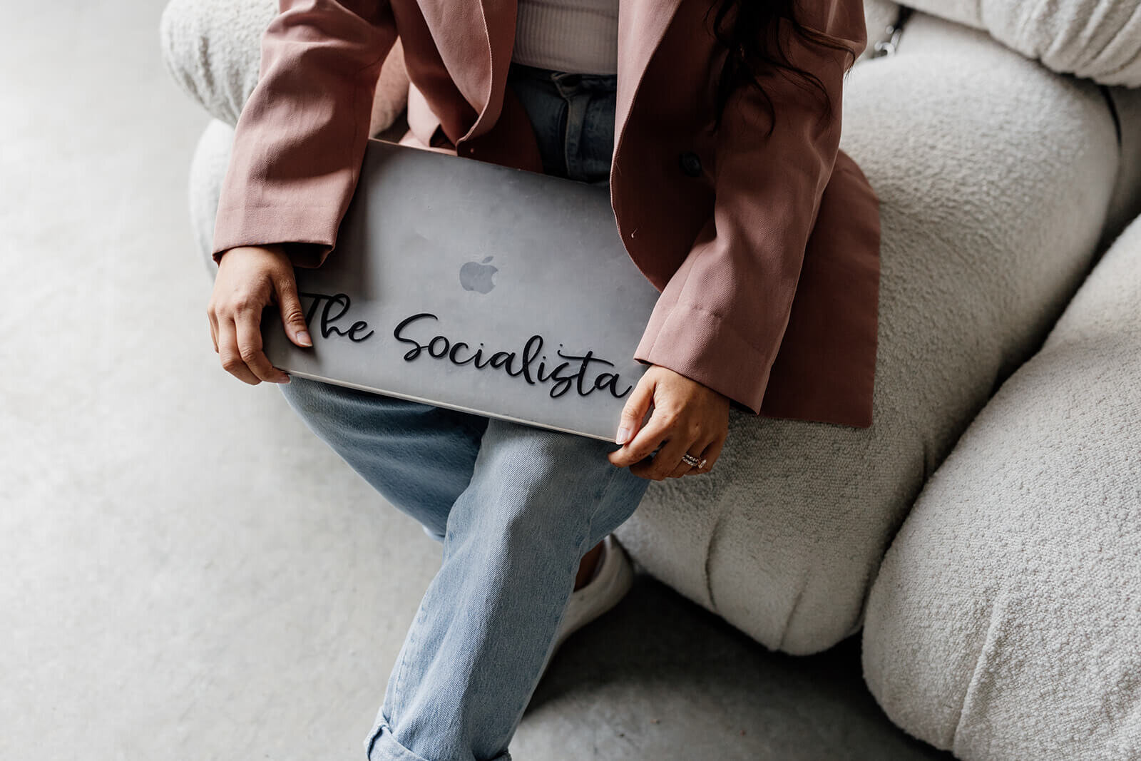the-socialista-instagram-speaker