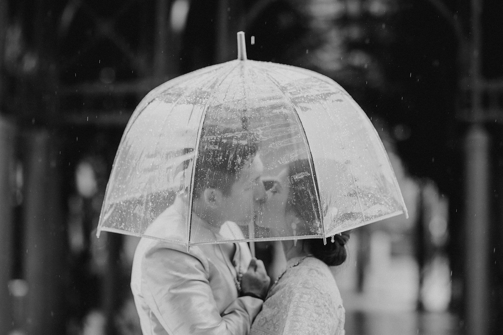 Engagement Session Hand in Hand