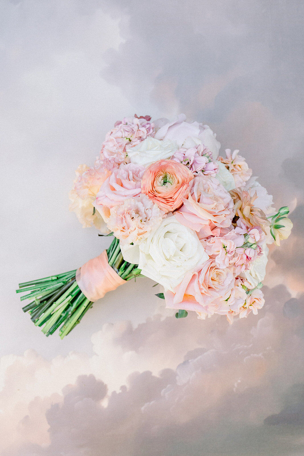 A close-up of an elegant bridal bouquet at the luxurious Filoli wedding venue in Woodside, San Mateo County, California.
