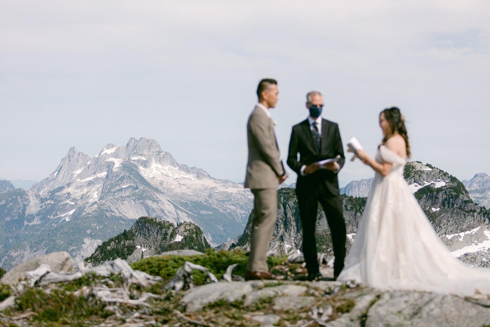 macy-yap-photography-fraser-mountain-elopement-bc-3