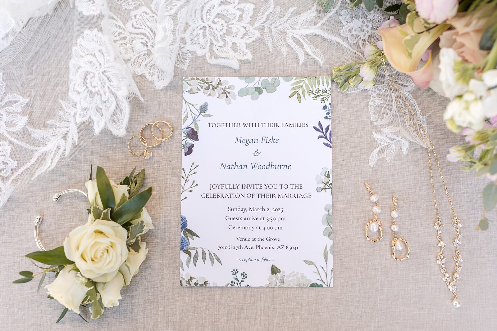 Phoenix-Wedding-Photographer-and-Videographer-Venue-at-the-Grove-WoodWed-1091