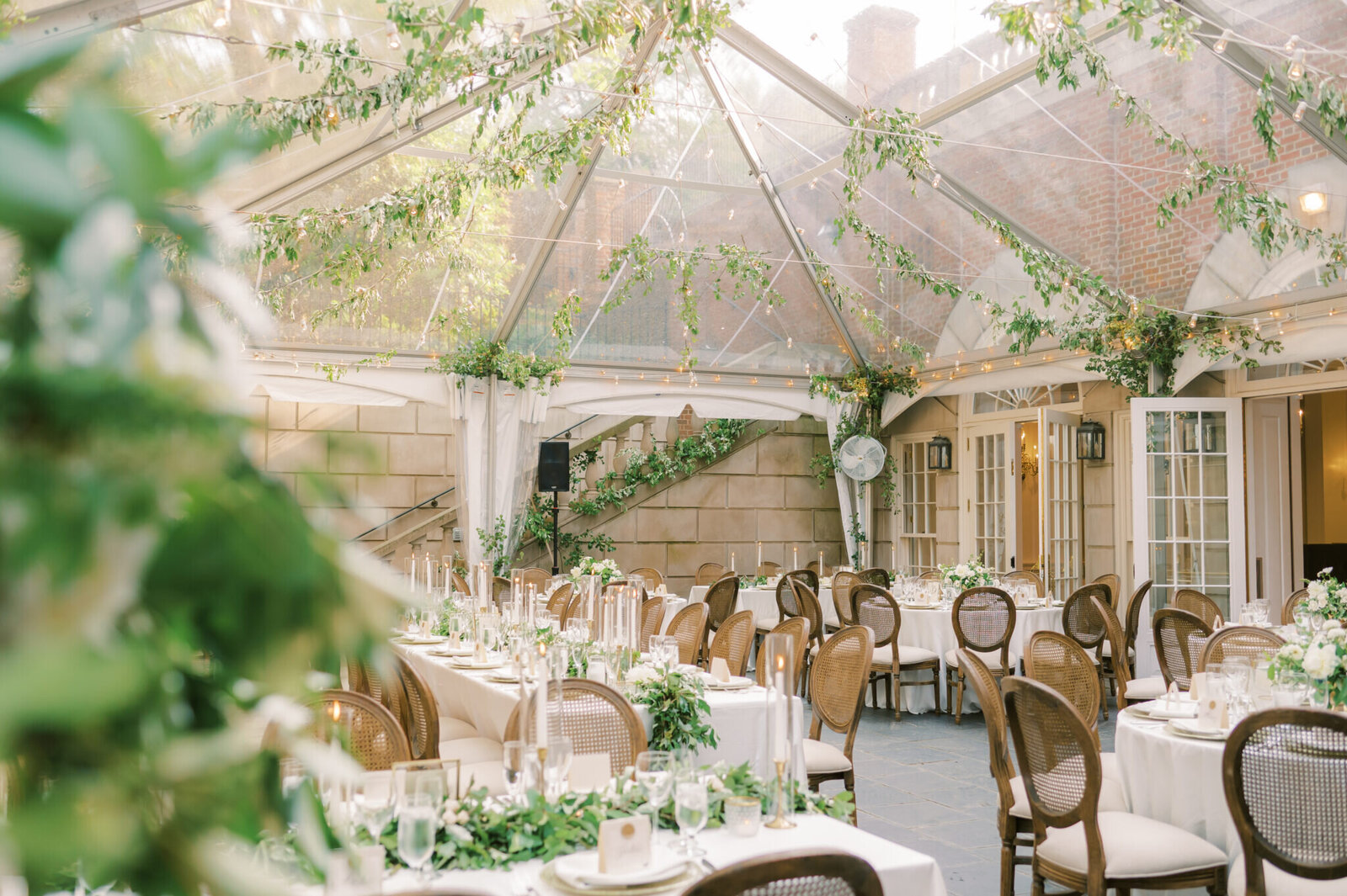 SVWeddingSneaks_MaddyWilliamsPhotography-74-2048x1363