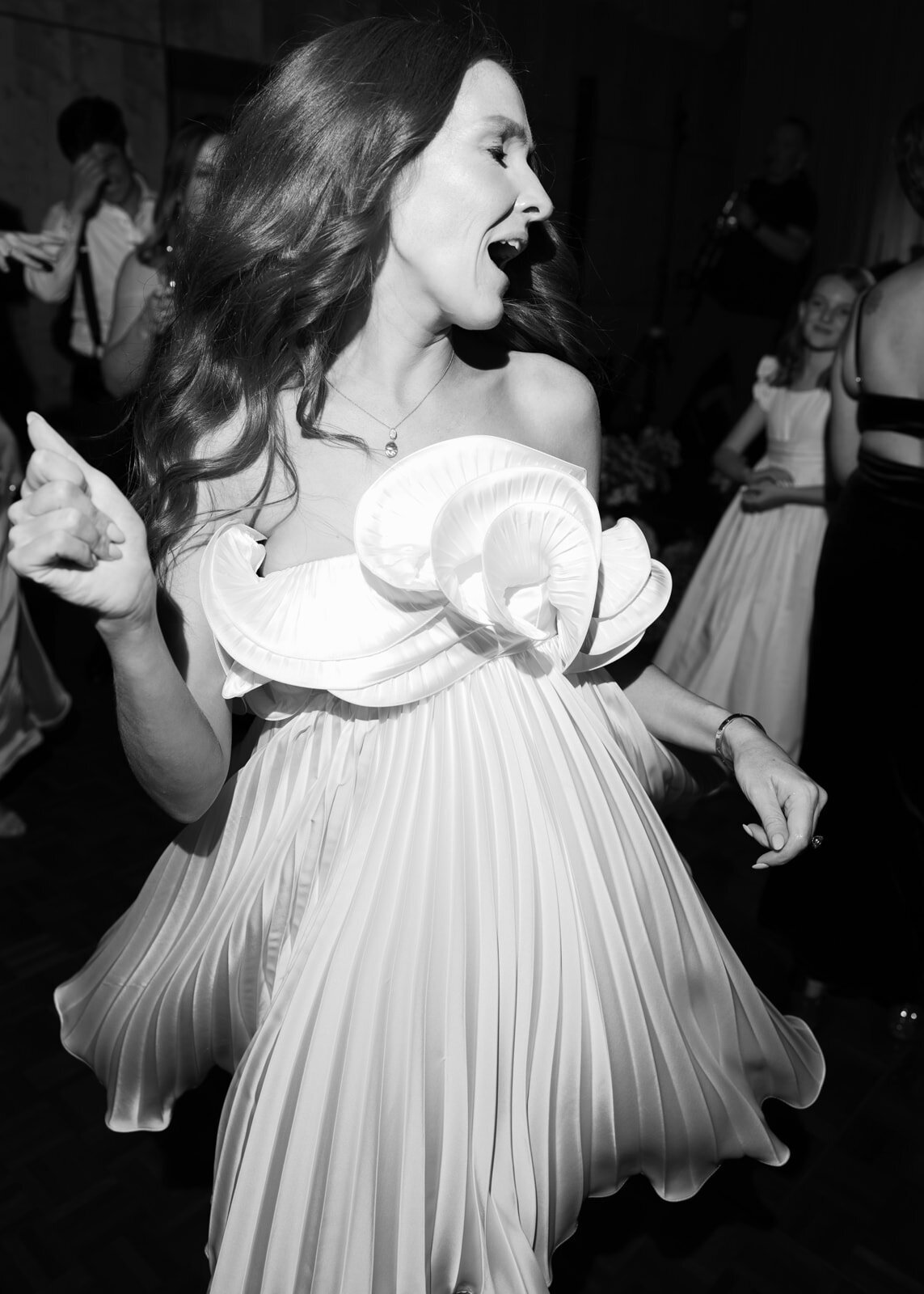 8.31-Chloe-Paris-Castlemartyr-Resort-Ireland-Wedding-1014