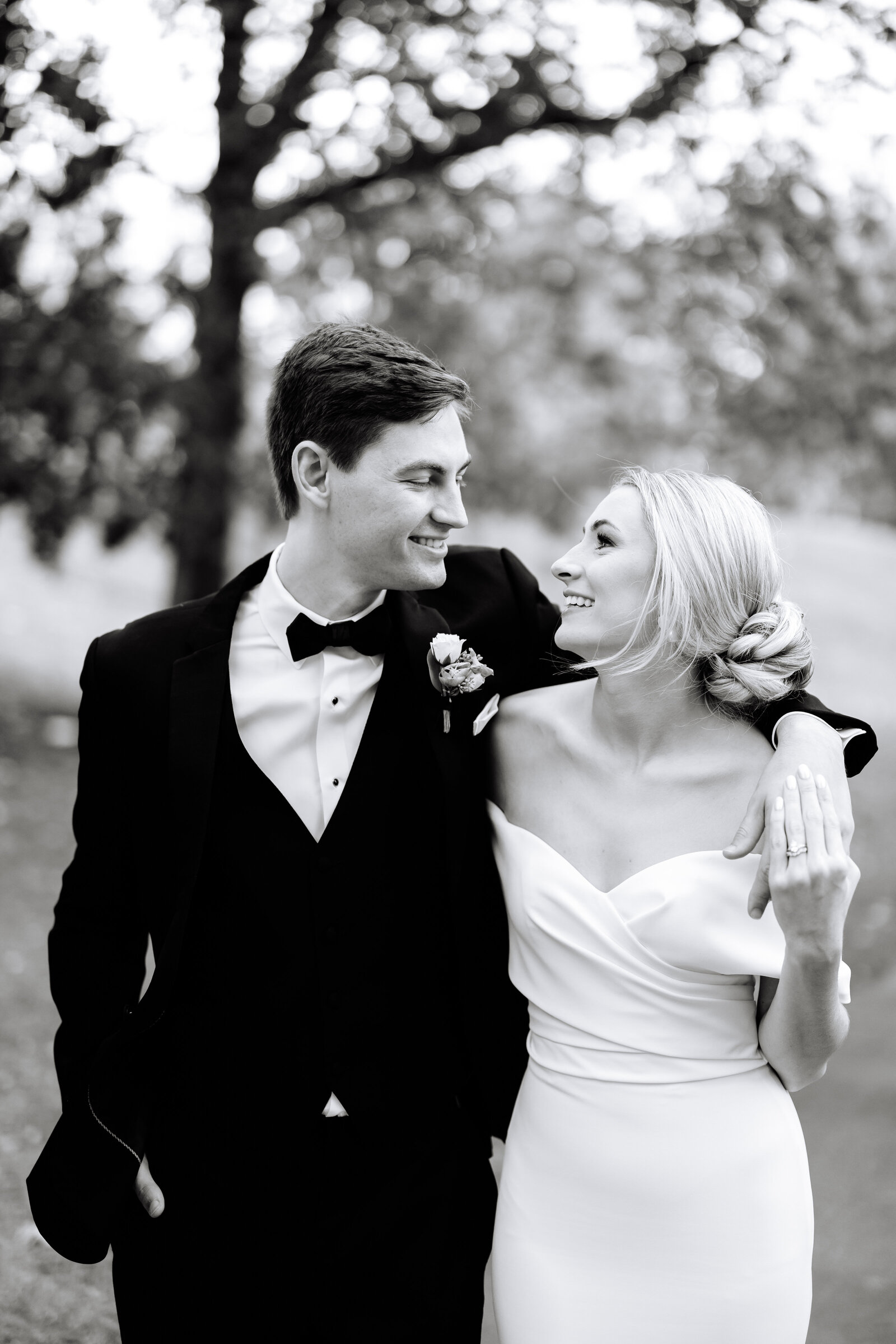 Midwest Luxury Wedding Photographer Lainie Arnold-16