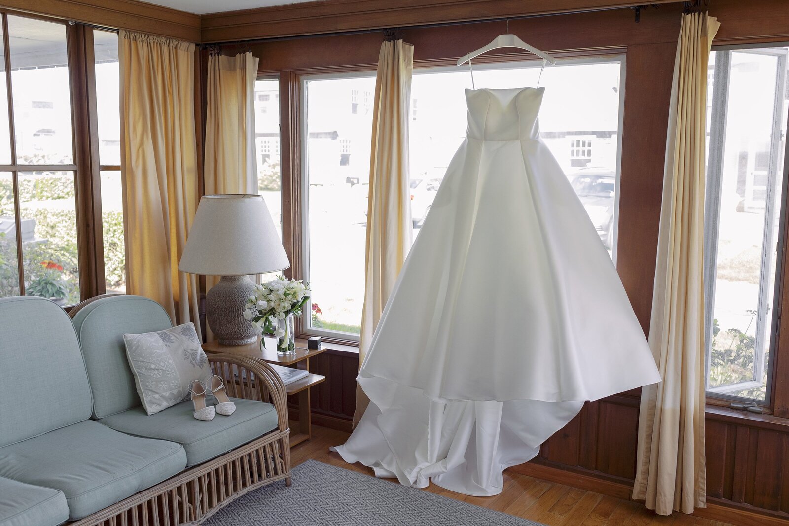 Tented South Dartmouth wedding at Salters Point. Deborah Zoe Photography.