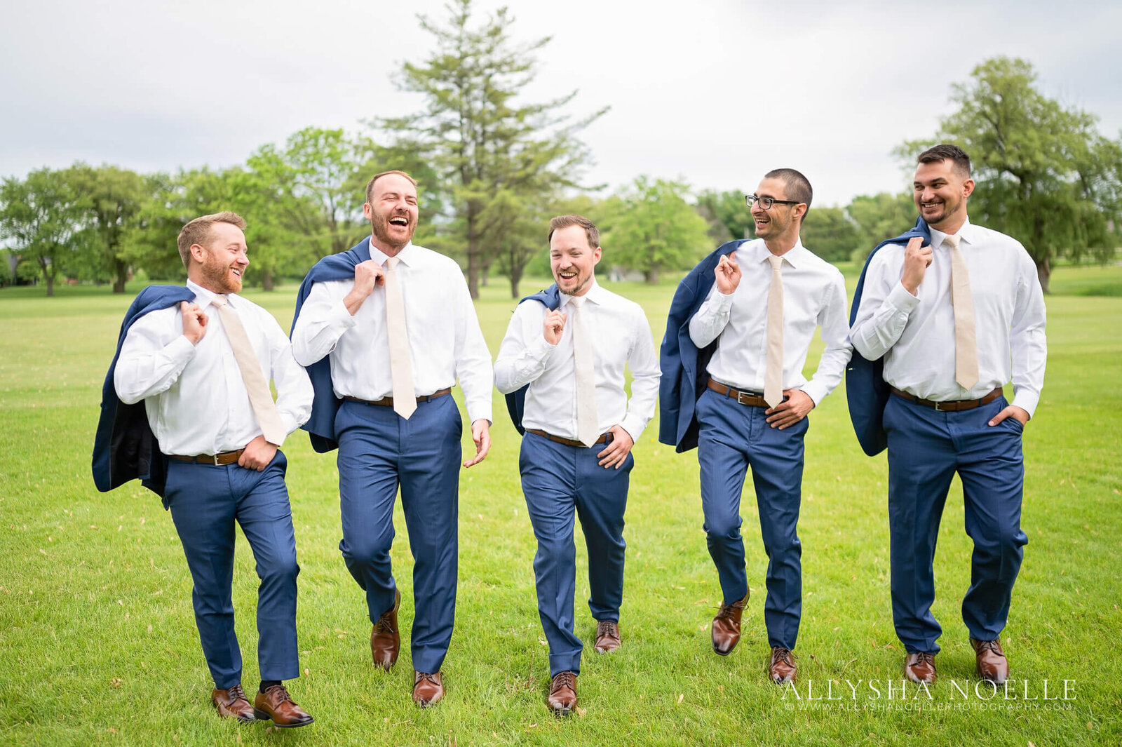 Wedding-at-River-Club-of-Mequon-276