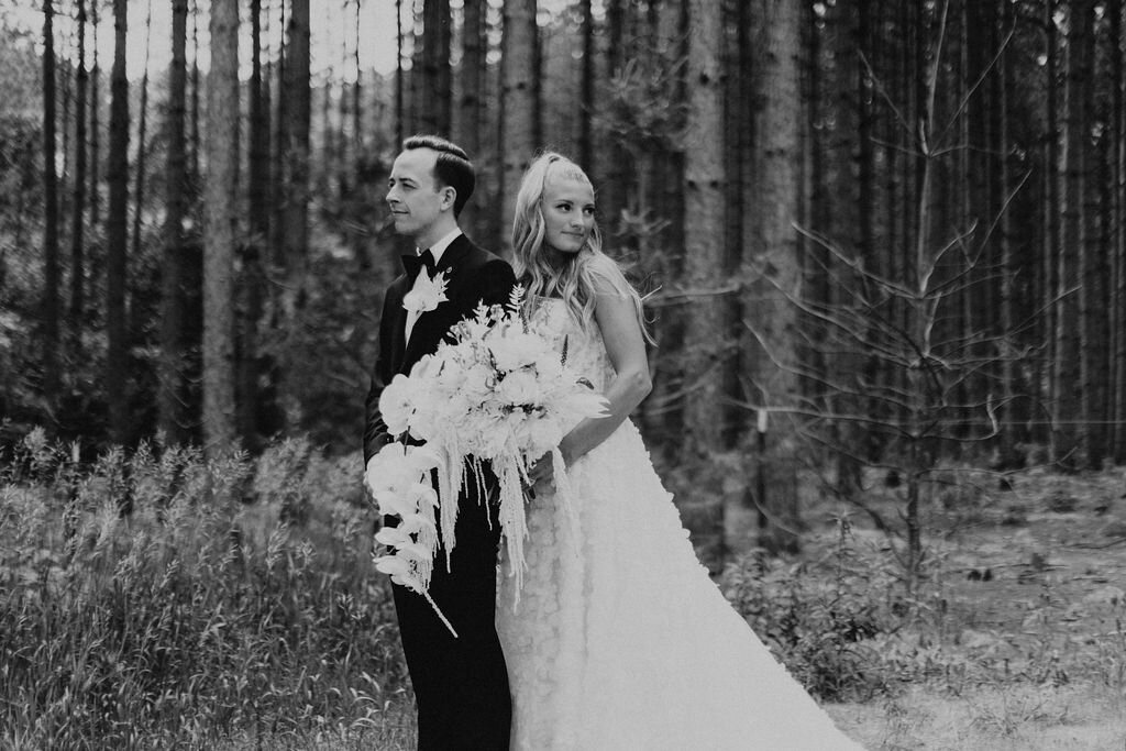 dramatic-elegant-pinewood-wedding-portrait