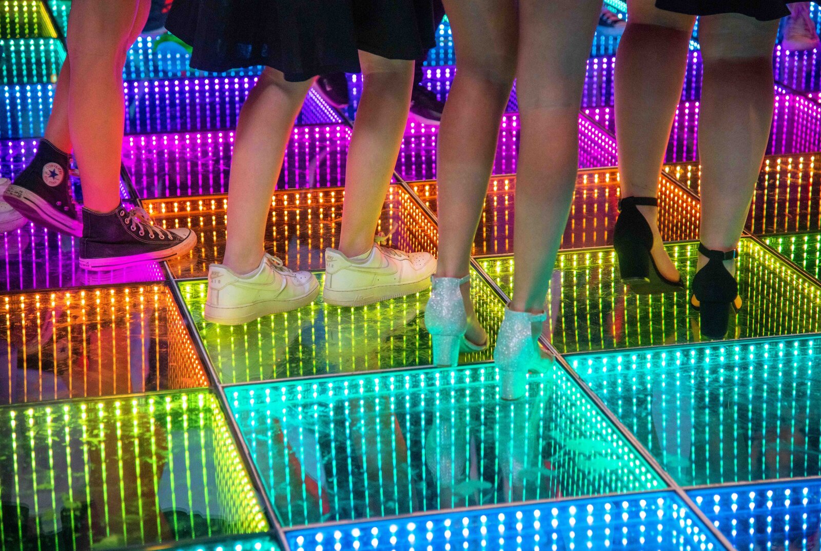 Maria-McCarthy-Photography-Bat-Mitzvah-dance-floor