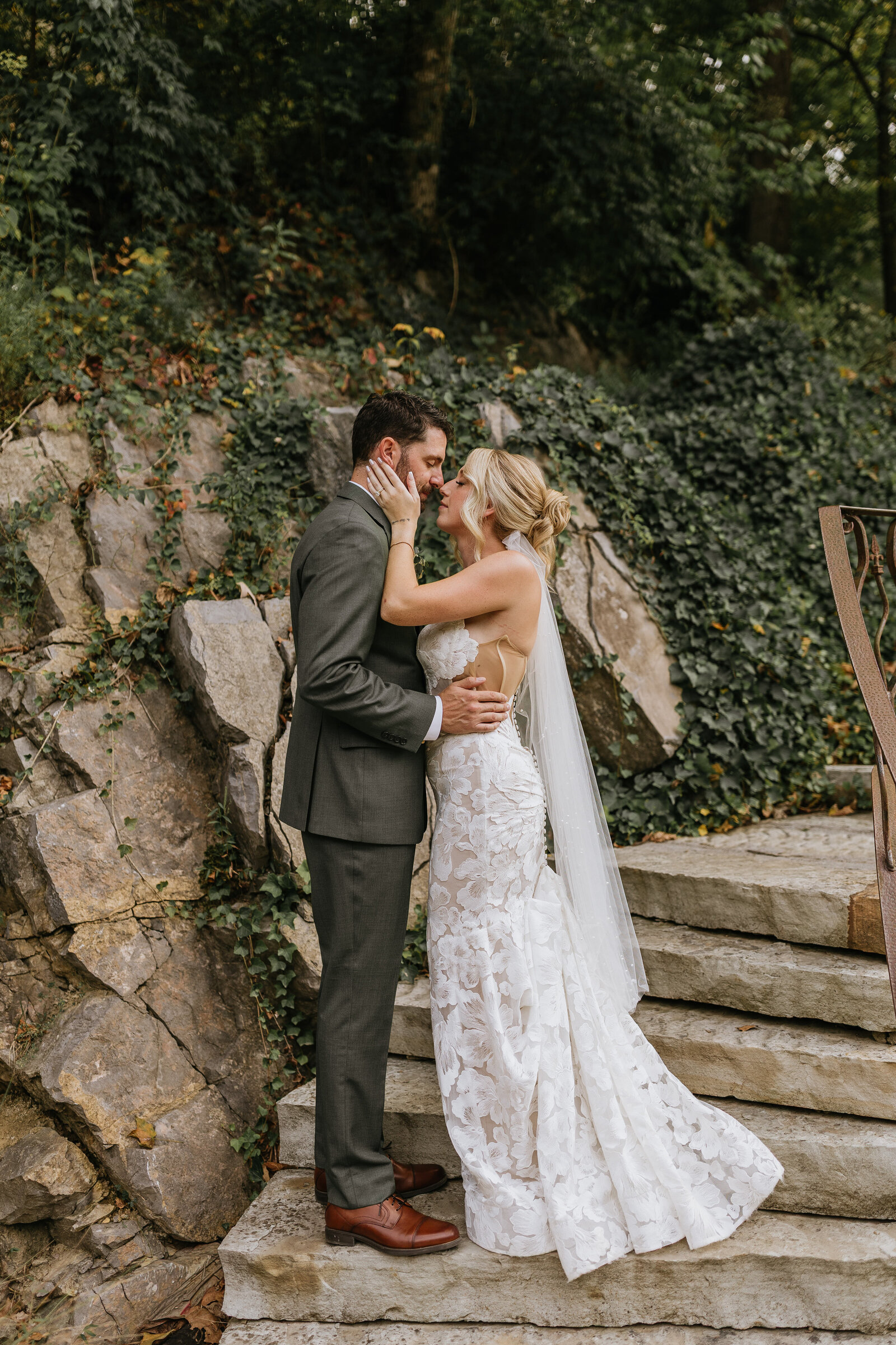 East-Tennessee-Wedding-Photographer-Videographer-Radiant-Mountain-Media-800