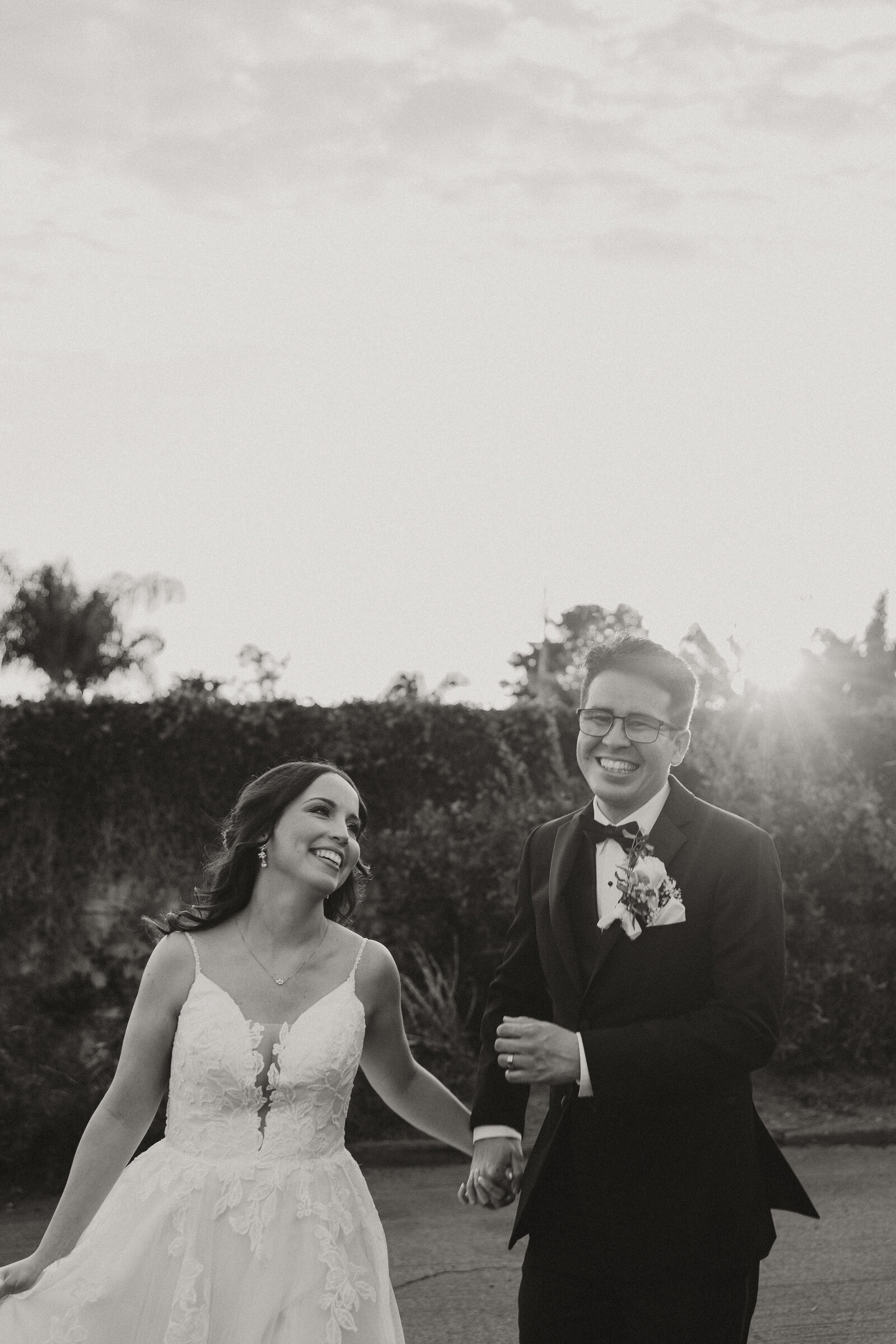 la jolla wedding, latino wedding, black and white wedding photo