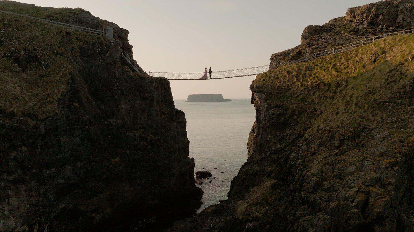 Carrick-a-Rede-Weddings-Elopements-Cinematic-Tide-02