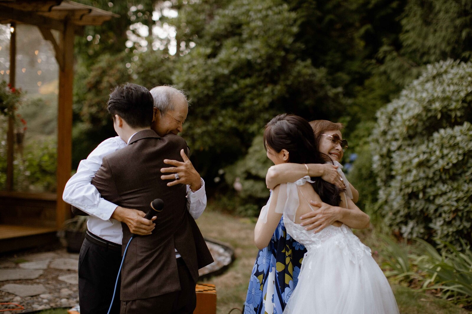 Vancouver-Backyard-Wedding-49
