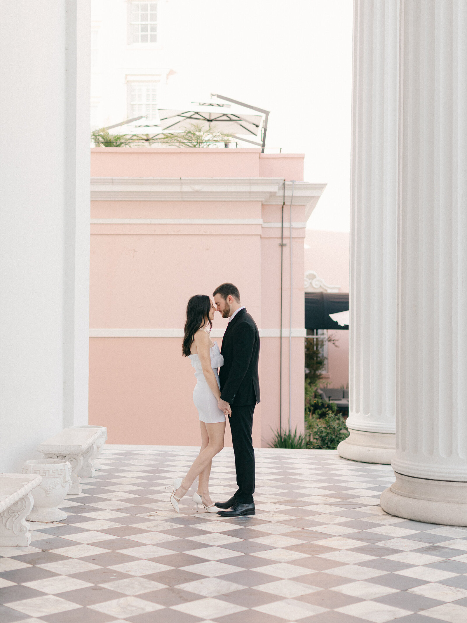 7-torianna-brooke-portraiture-downtown-charleston-engagement-session-caitlyn-jon