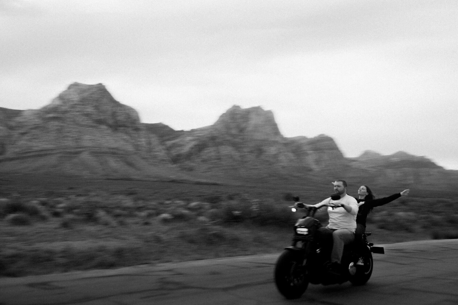 Las-Vegas-Motorcycle-Engagement-Shoot