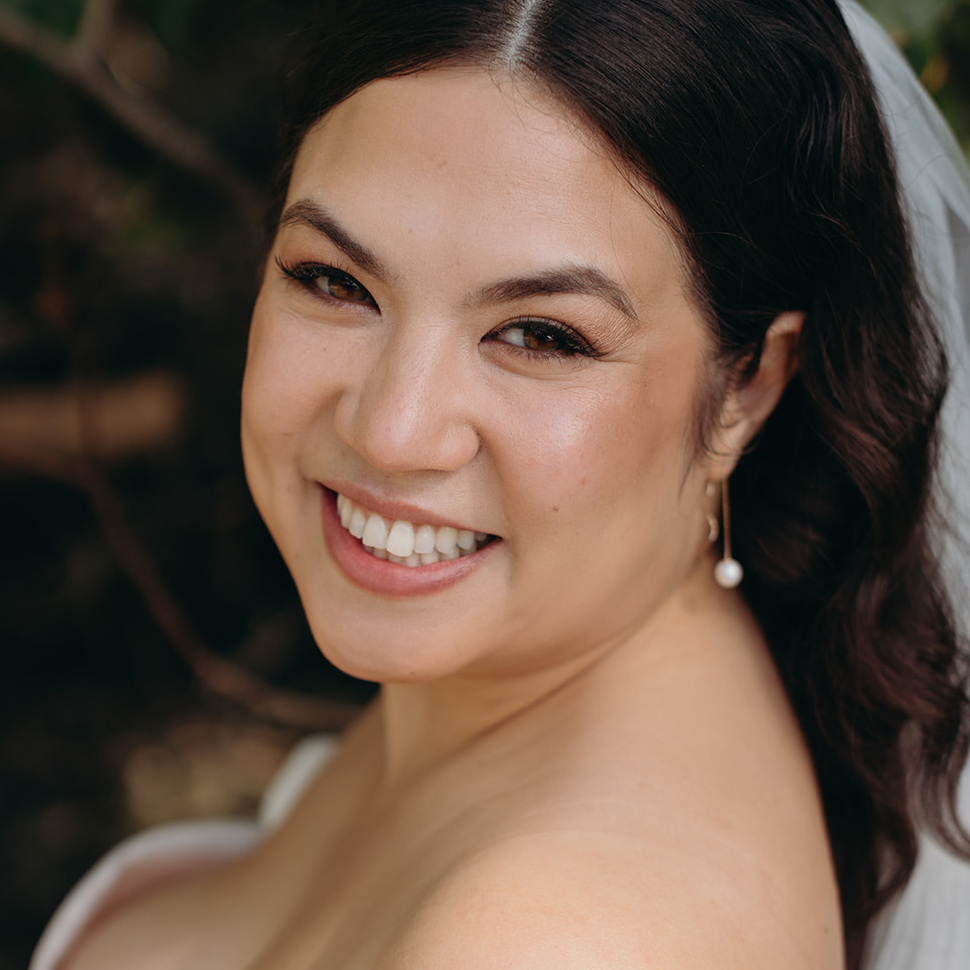 Mobile hair and makeup artist Vancouver