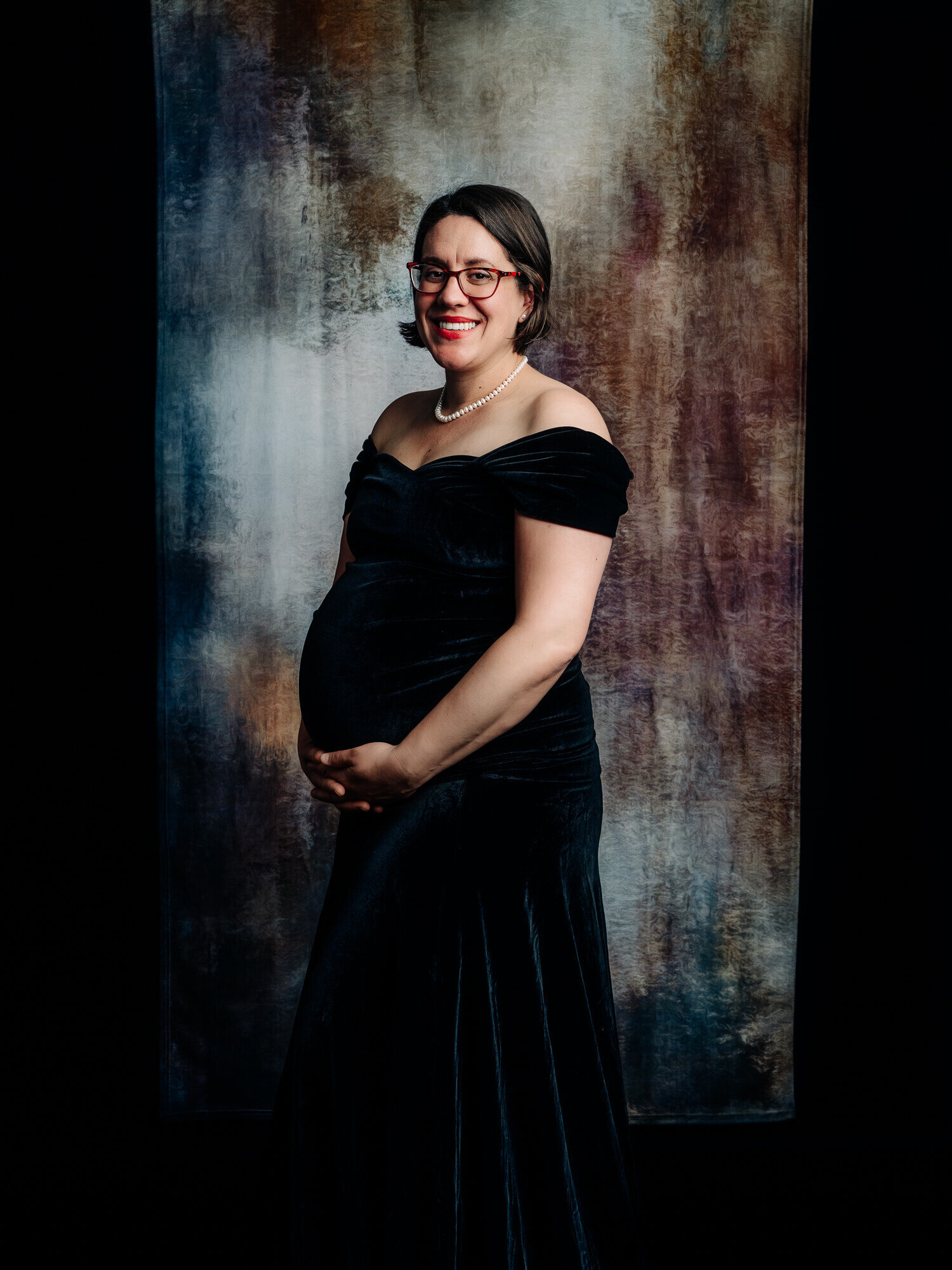 Prescott AZ maternity photographer shows new studio set