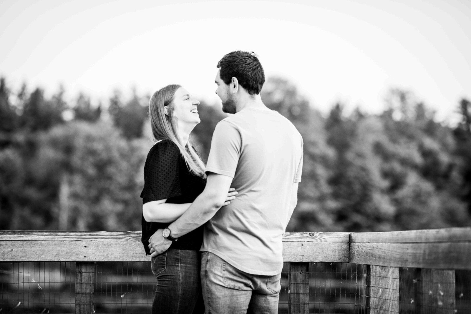 what_to_wear_to_engagement_session