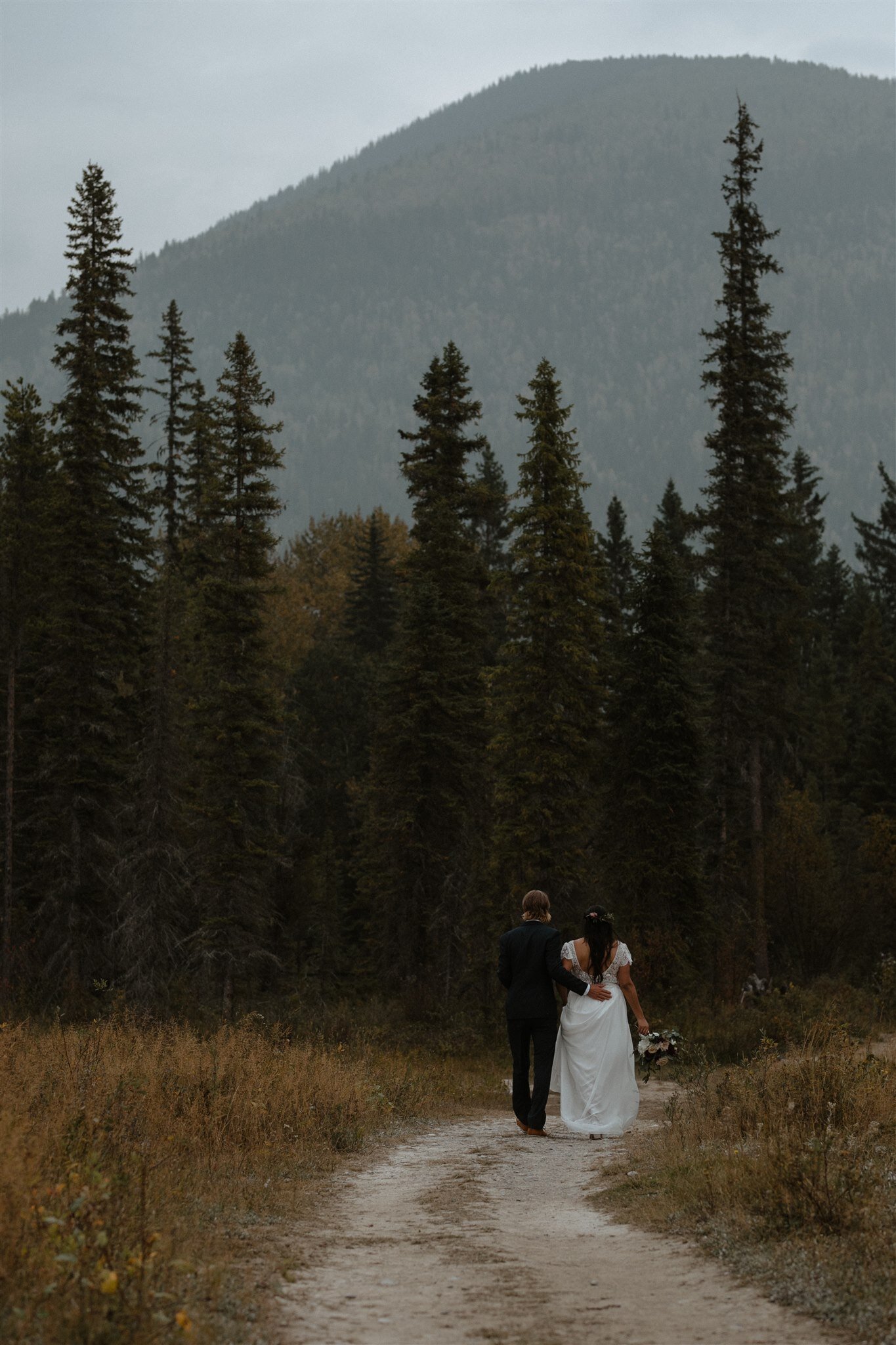 Golden-BC-Rockies-Wedding-ER-322