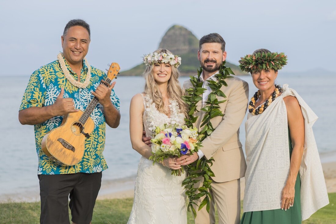 Oahu Wedding Officiants by Simple Oahu Wedding