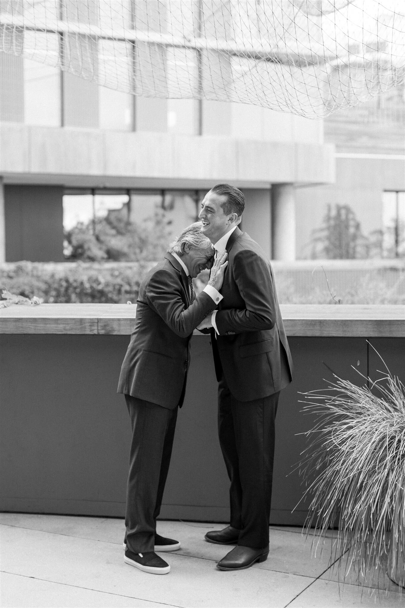 Republique Restaurant Wedding-Valorie Darling Collective-325-9W4A5597_websize