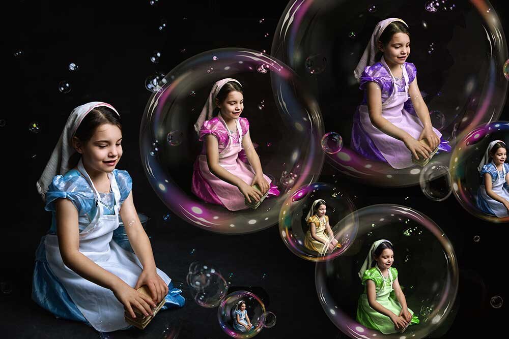 bubbles-girl-magical-dreamy-colorful-creative-fairy-tale-cinderella