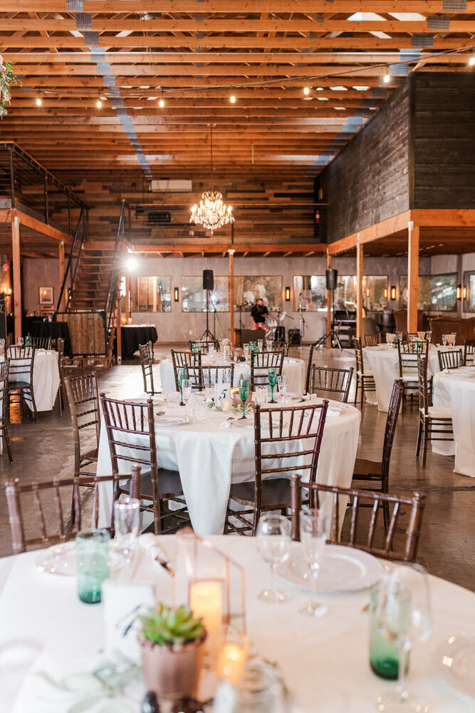 Kartchner-Caverns-Wedding-Old-Door-Shop-Reception-Christy-Hunter-Photography_033