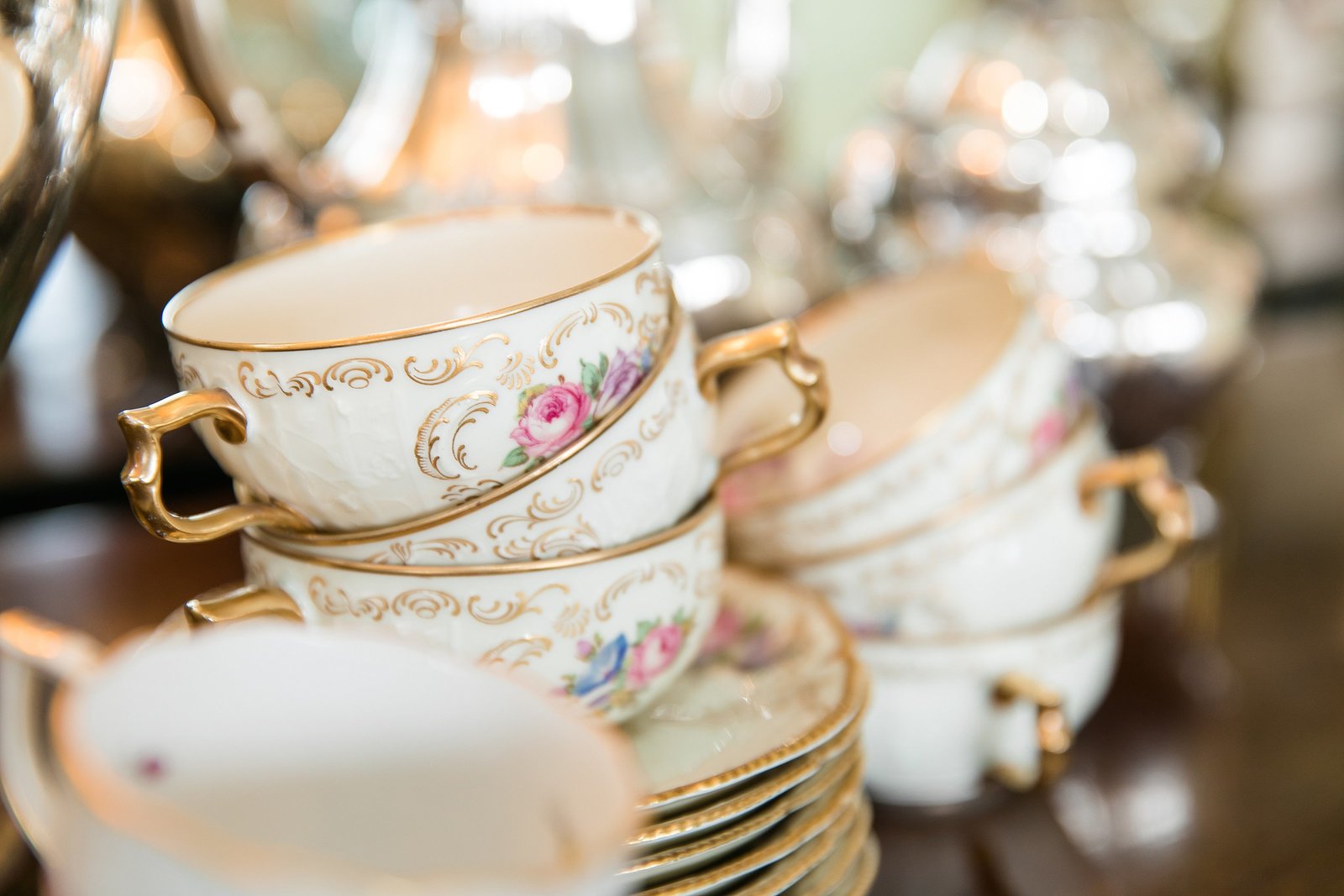 vintage-floral-teacups