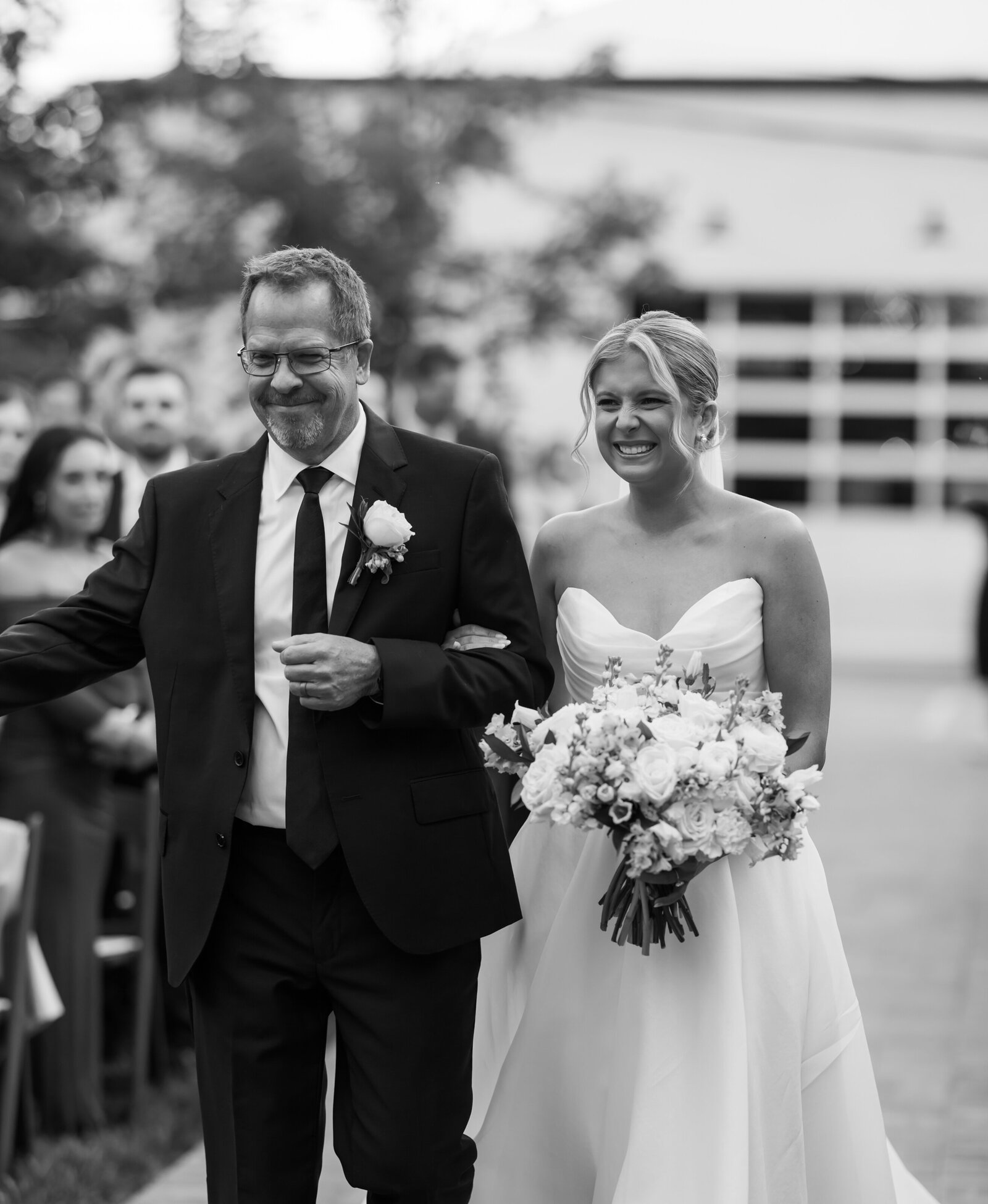 Wild Carrot St. Louis Wedding Photographer Lainie Arnold Photography-109