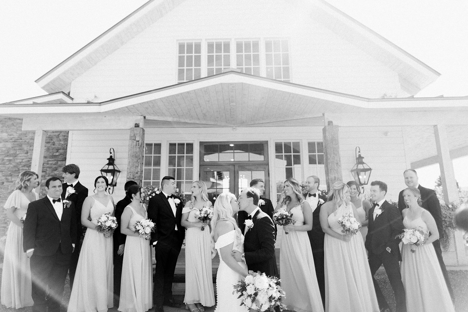 wedding-party-black-white-pose