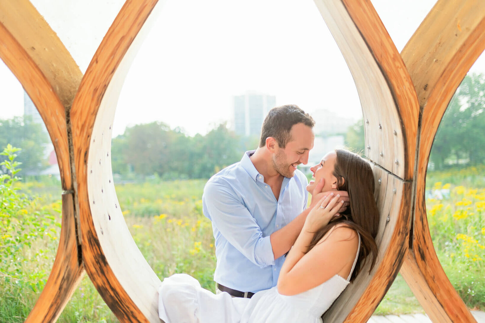 Downtown-Chicago-Engagement-Photos-66