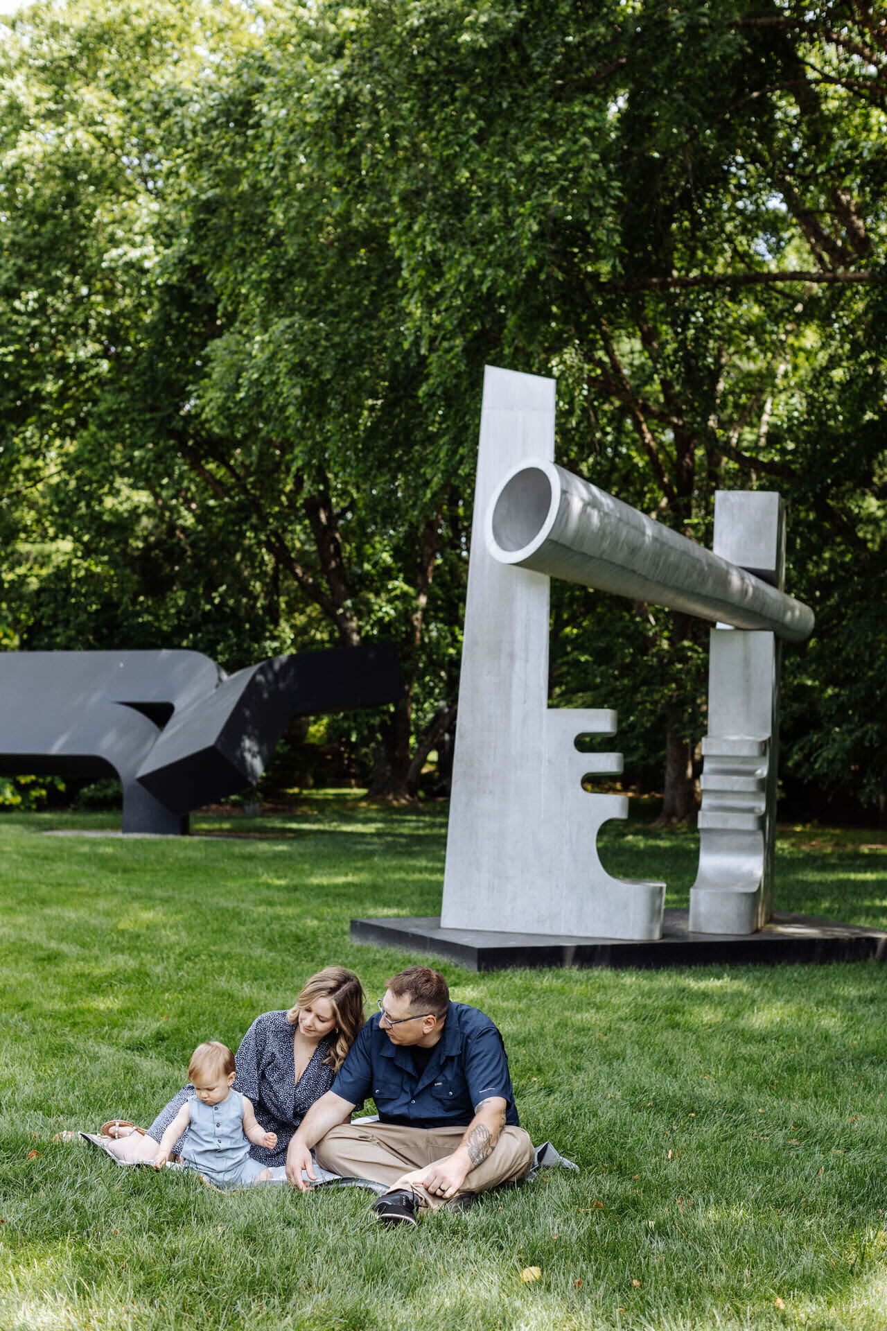 family-photography-at-grounds-for-sculpture