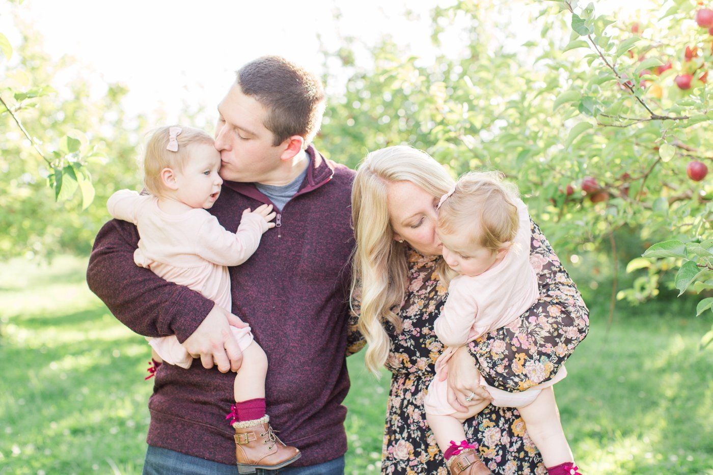 fall-the-apple-farm-victor-new-york-family-portrait-1