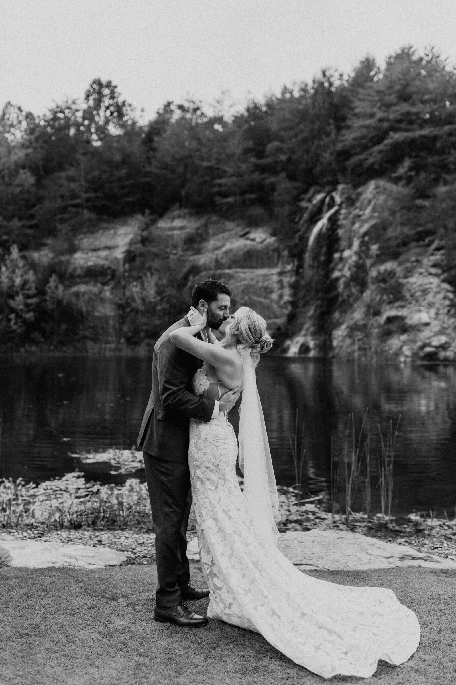East-Tennessee-Wedding-Photographer-Videographer-Radiant-Mountain-Media-693
