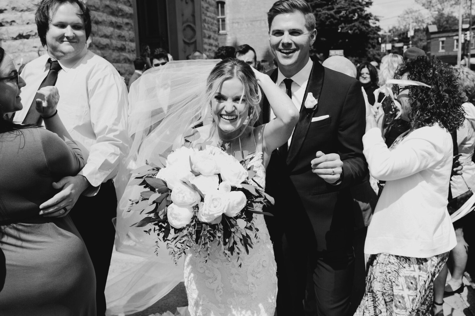 Romantic-Cleveland-City-Bride-Groom-Photography