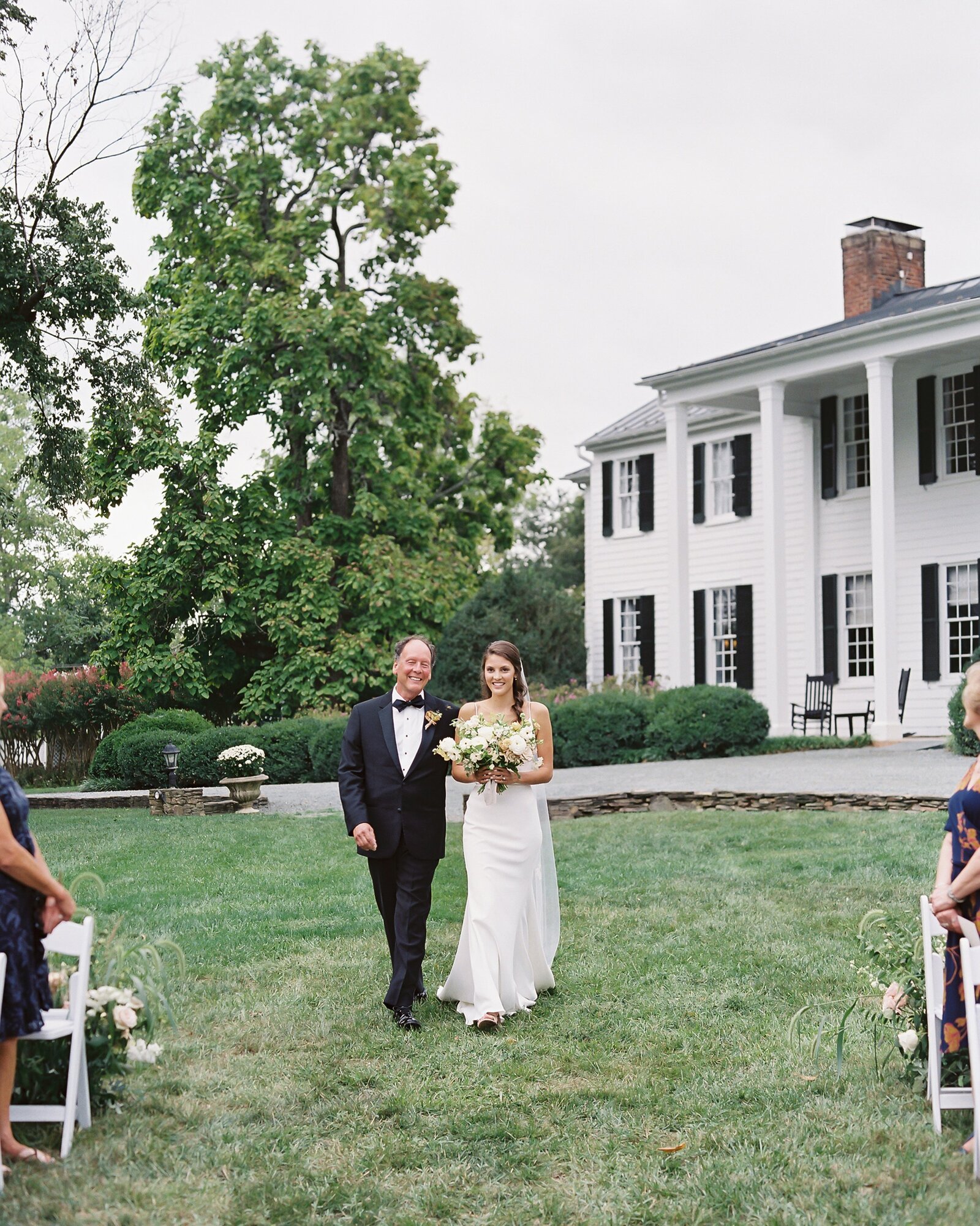 Vicki_Grafton_Photography_Clifton_Inn_Wedding-Charlottesville Virginia cville Luxury Fine Art Film Eastmade Events Martha Stewart .jpg37