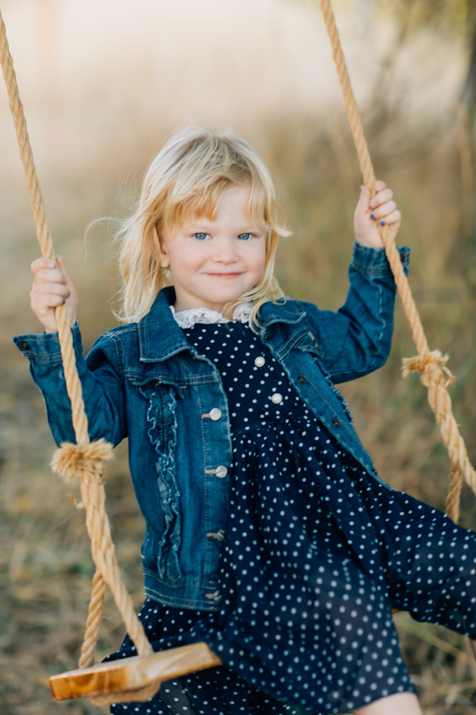 FamilyPhotos-LoganUT_TianaSimpsonPhotography-028