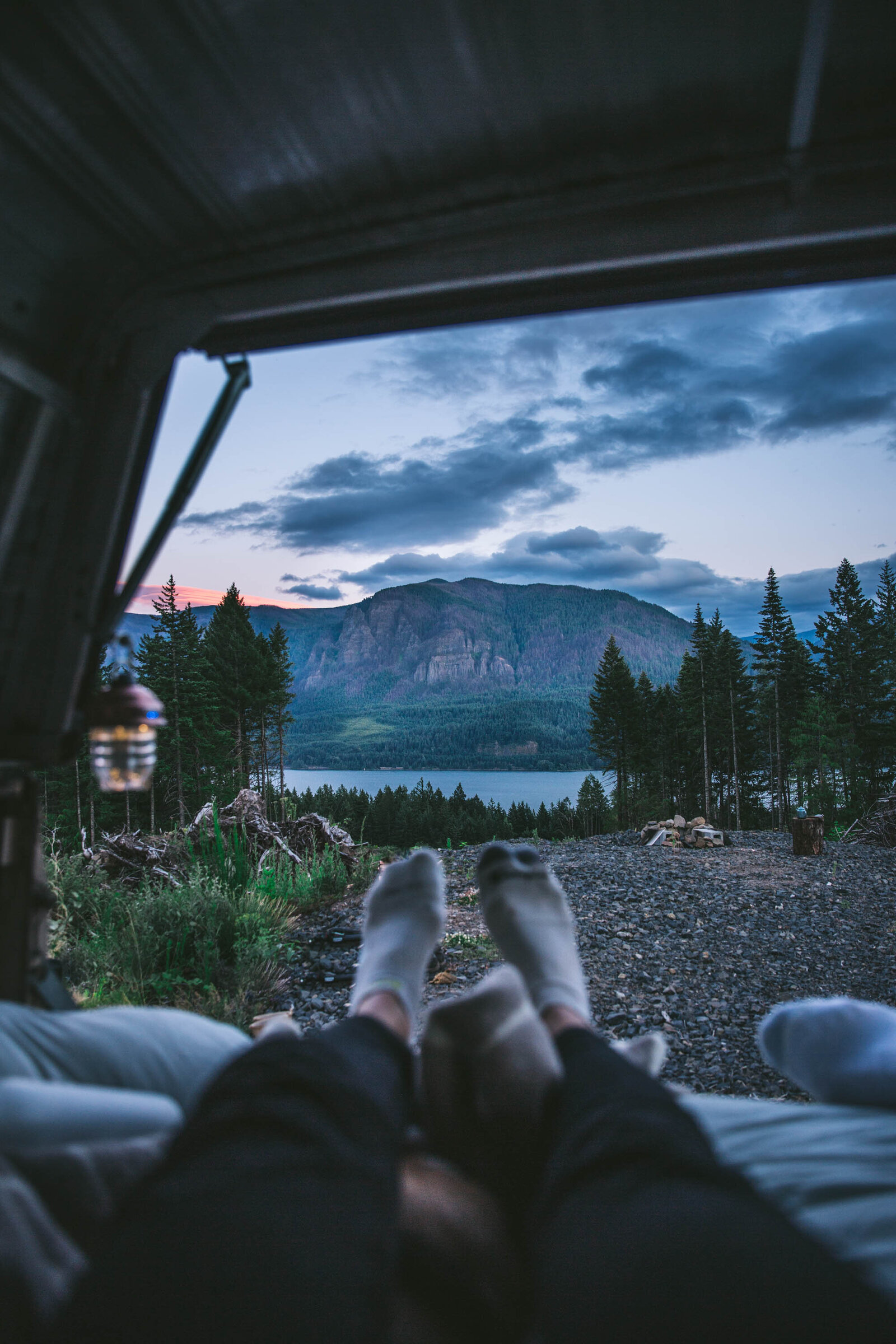 Camping Gudie by Eva Kosmas Flores001-9