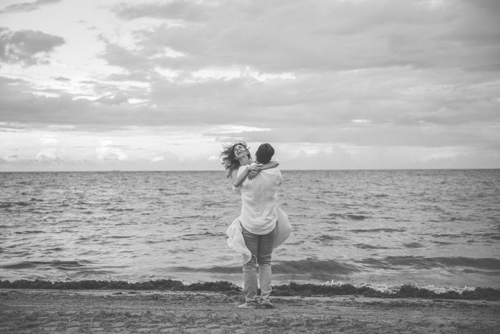 south-florida-couple-beach
