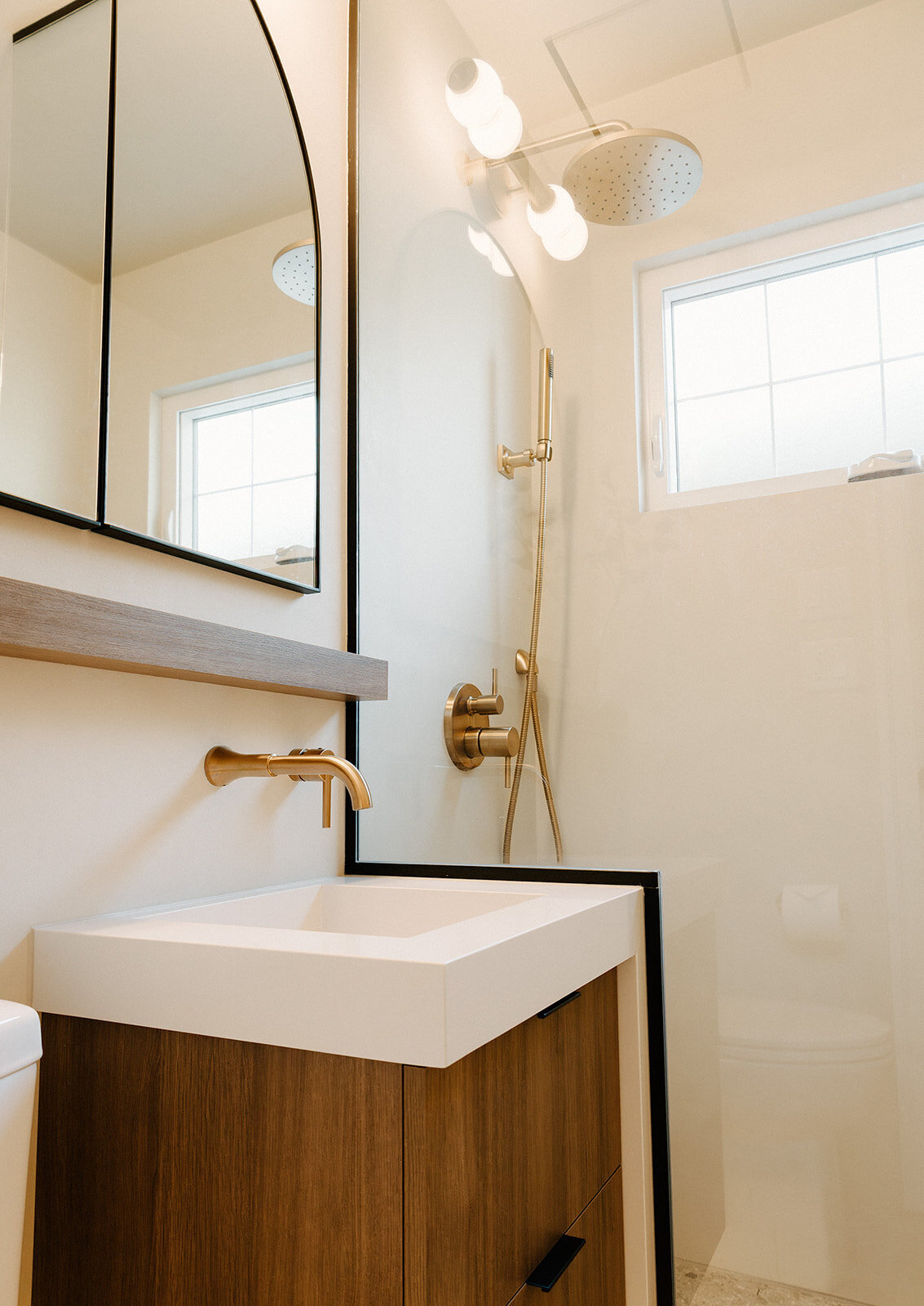 greypearl_10_9_25_15