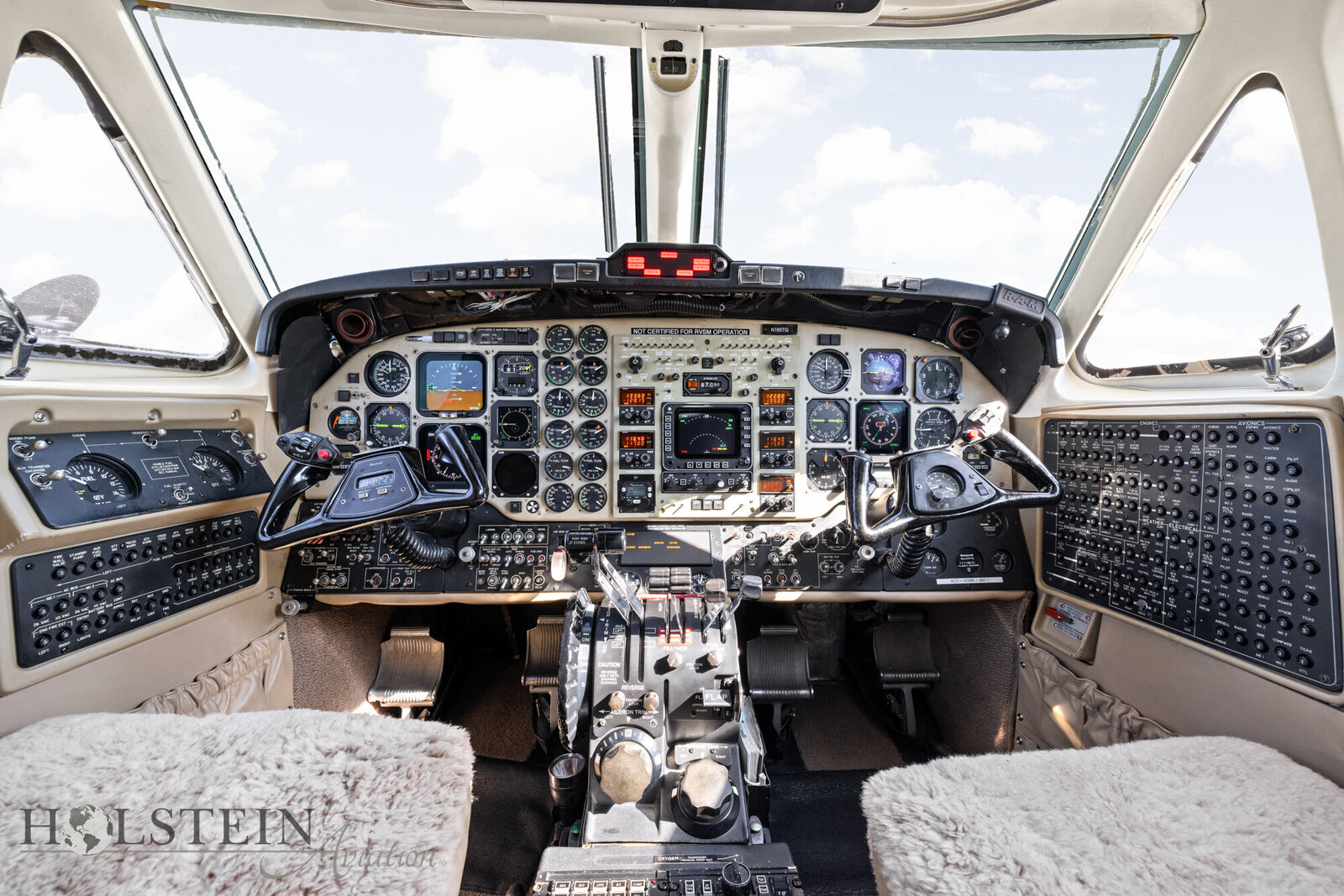 King Air 350 Watermarked-7