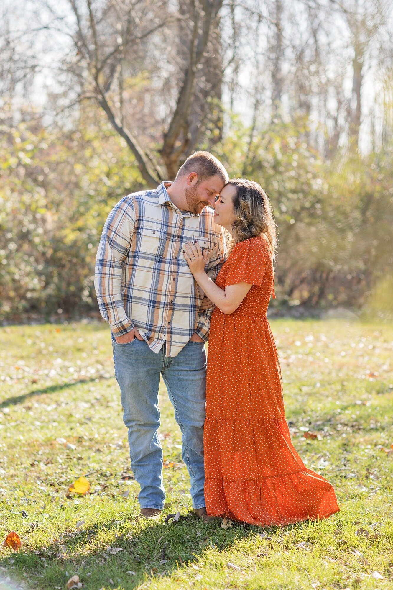 billis-ohio-woods-engagement-session-3