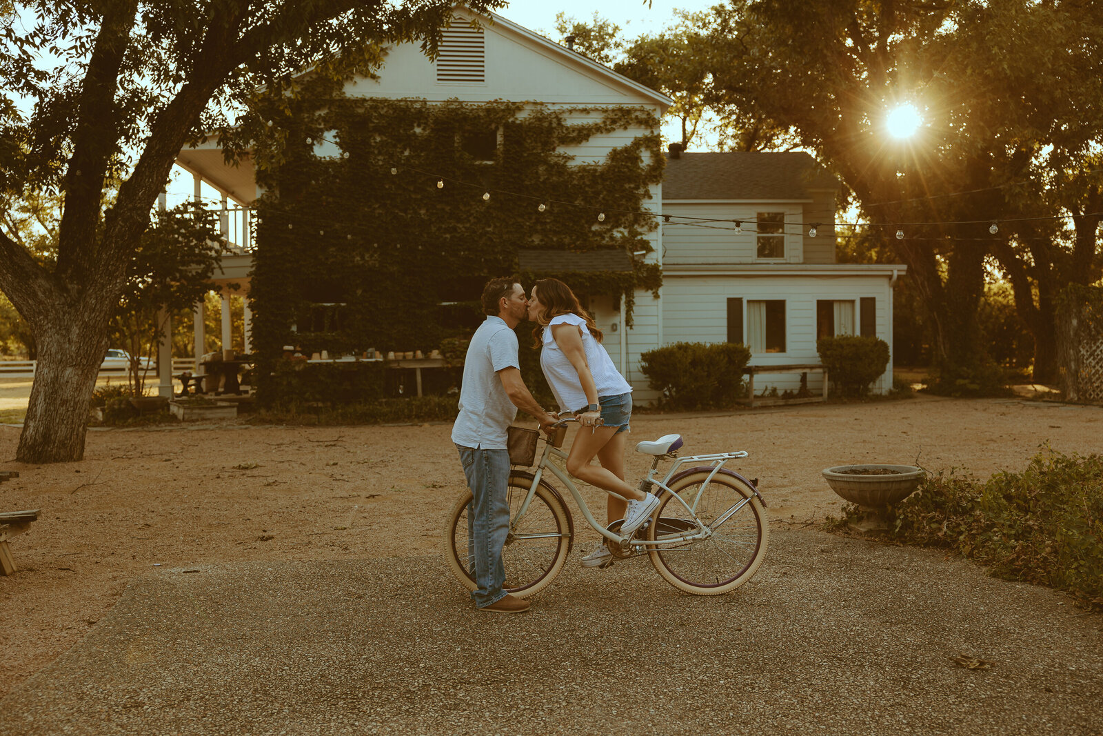 Biking Bliss Previews-09