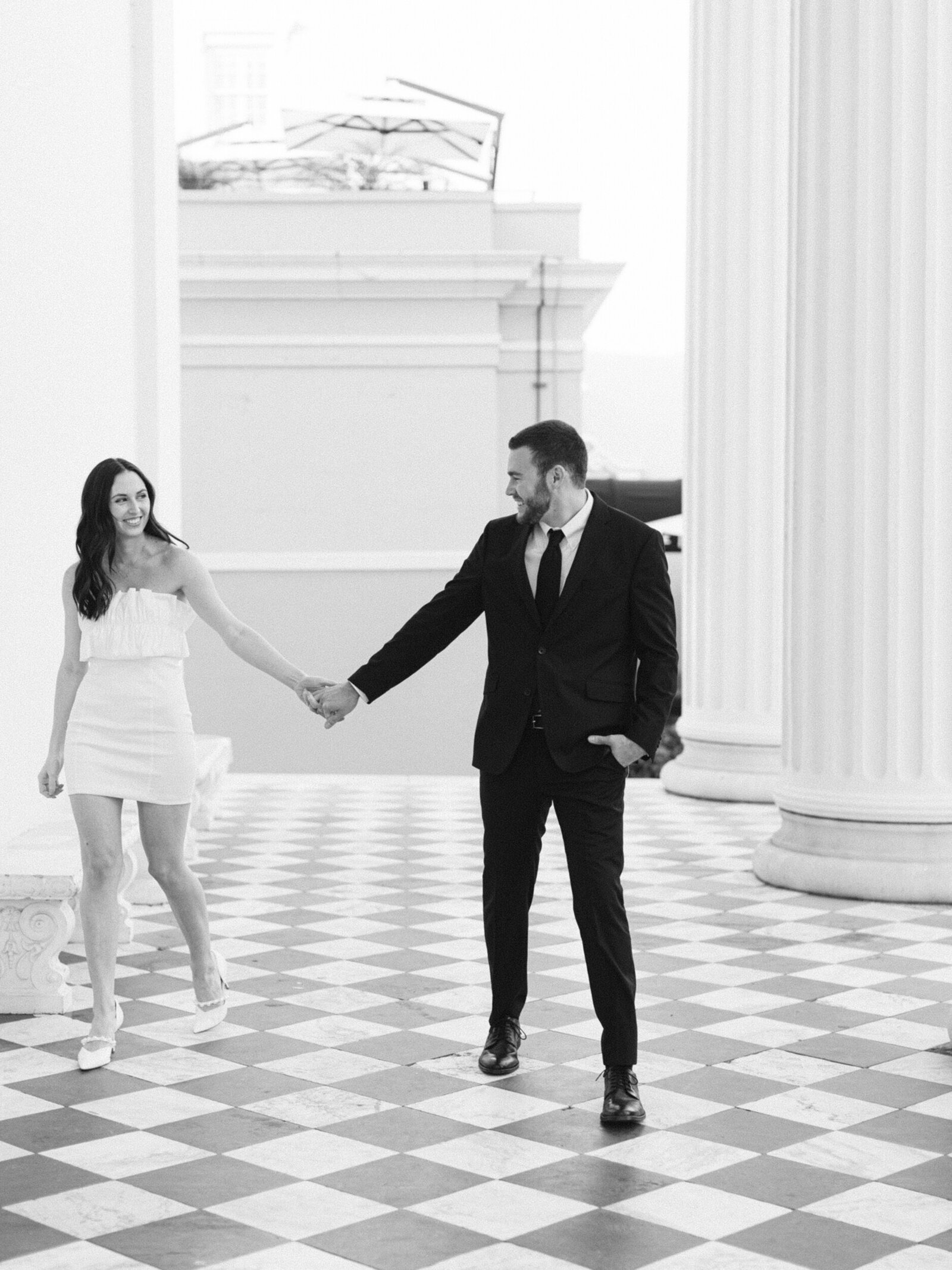 41-torianna-brooke-portraiture-downtown-charleston-engagement-session-caitlyn-jon