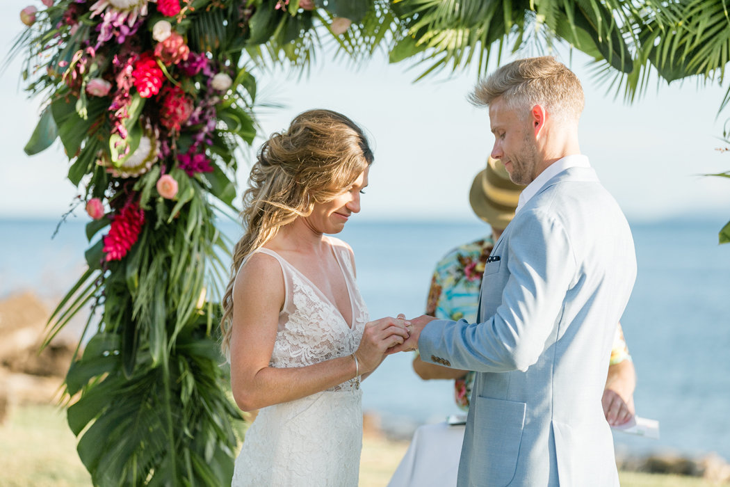 W0510_Wright_Olowalu-Maluhia_Maui-Wedding_CaitlinCatheyPhoto_2074