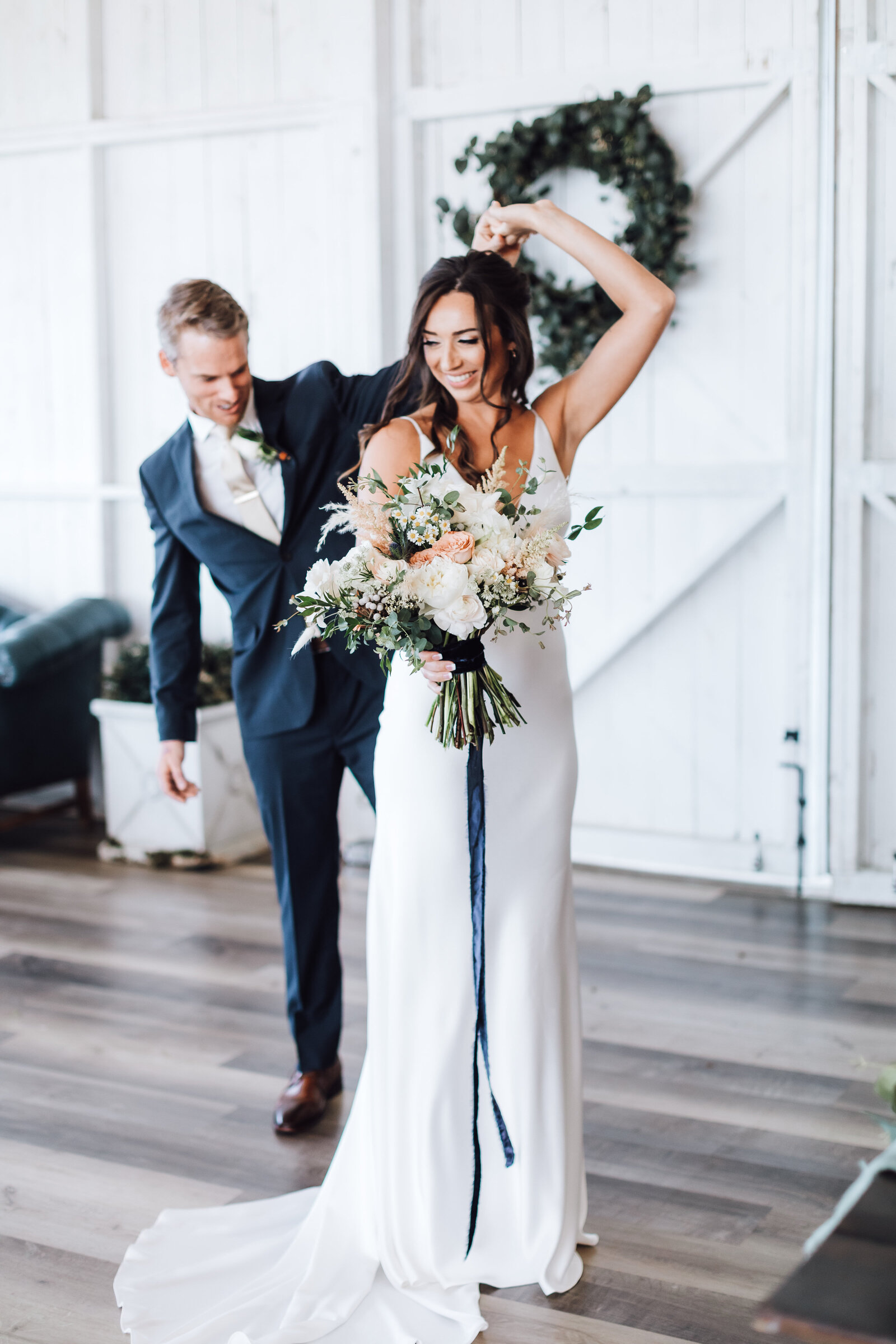 the-white-dove-barn-juniper-weddings-photography-4