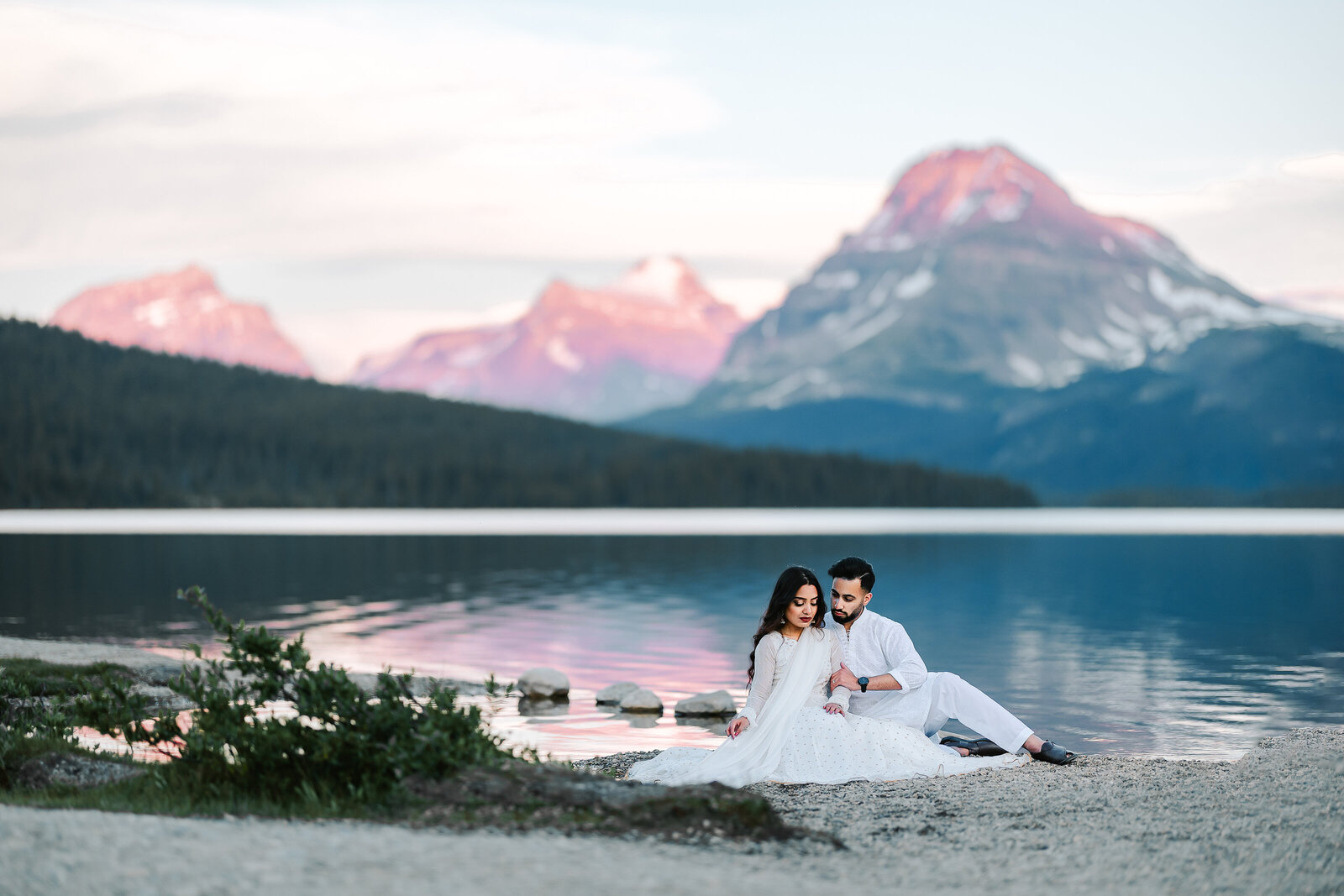 Banff Wedding Photographer Banff Sikh Wedding Banff Hindu Wedding Banff Muslim Wedding Banff Best Photographer Canmore Best Wedding photogrpaher Bow Lake Photoshoot