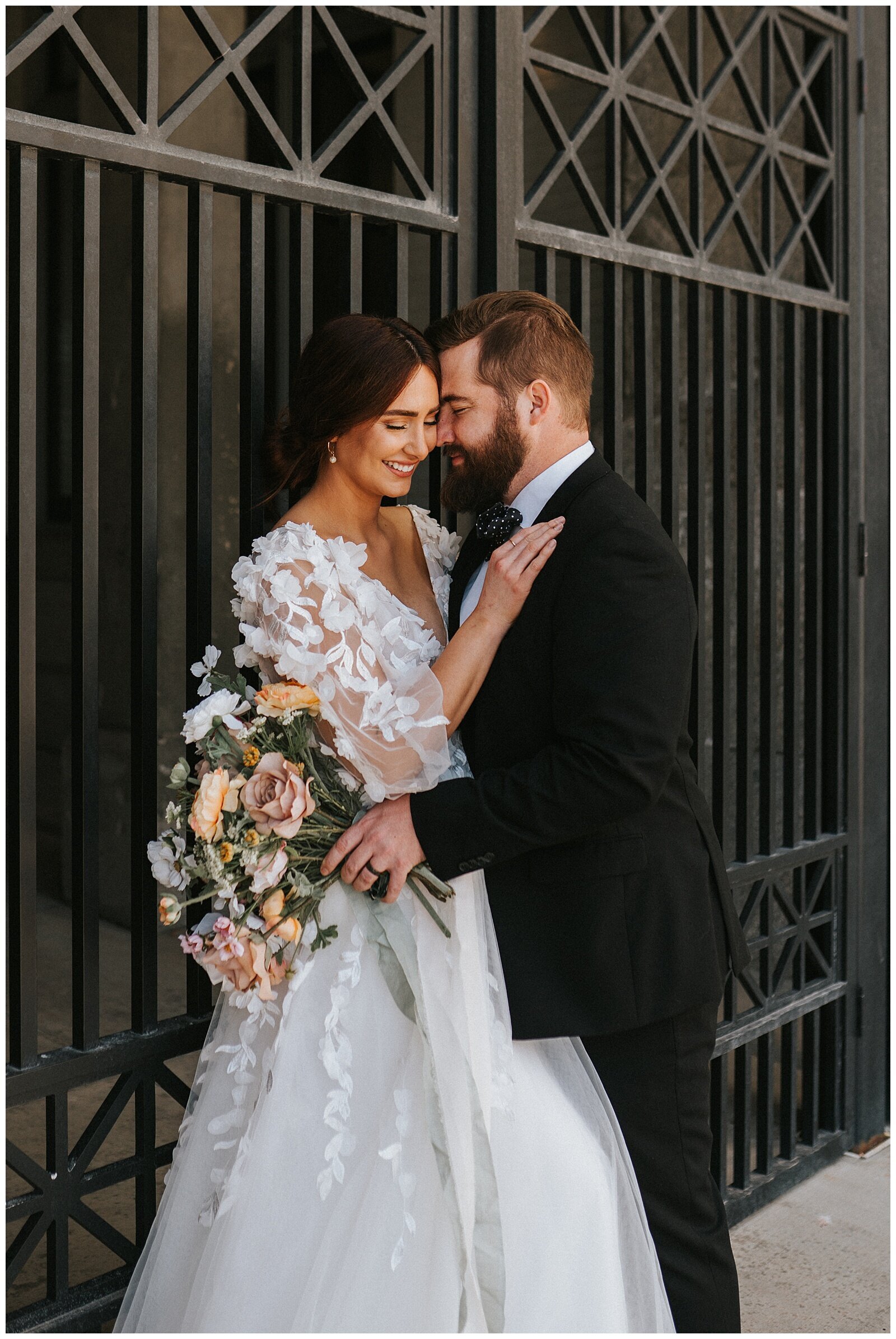 LUXURY-WEDDING-PHOTOGRAPHER-TWIN-FALLS-IDAHO-CLASSY-WEDDING_0185